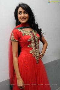 Dega Heroine Pragya