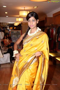 Sania at Ritu Kumar Panchvastra Collection