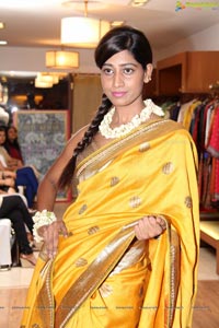 Sania at Ritu Kumar Panchvastra Collection