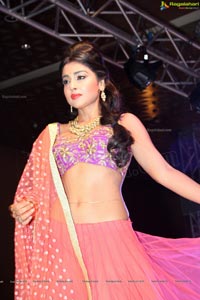 Shriya Saran at Passionate Fashion Show