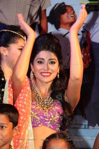 Shriya Saran at Passionate Fashion Show