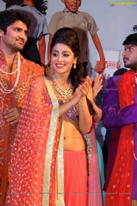 Shriya Saran at Passionate Fashion Show