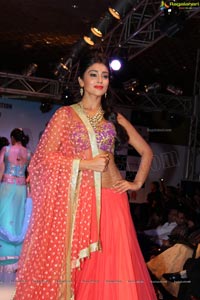 Shriya Saran at Passionate Fashion Show