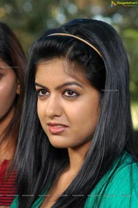 Tanushree Dutta Sister Photos