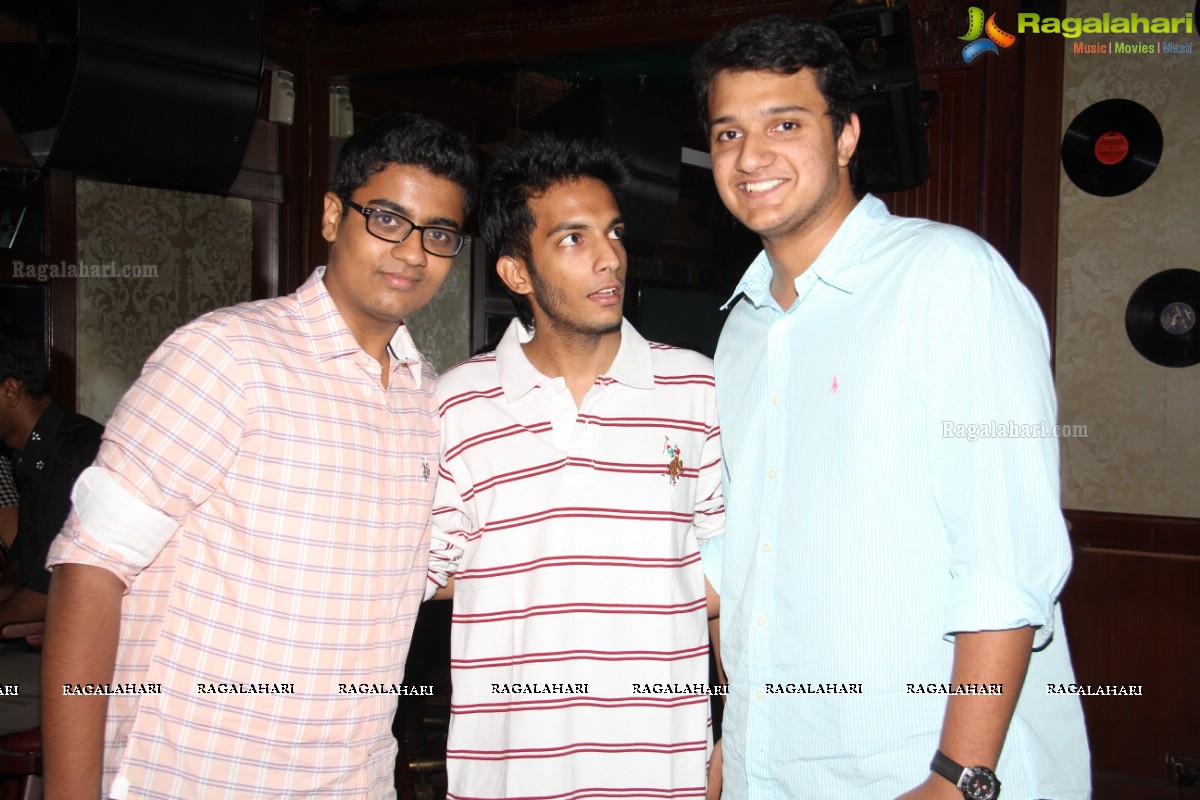 Anant Nahata Birthday Bash 2014 at 10D, Hyderabad