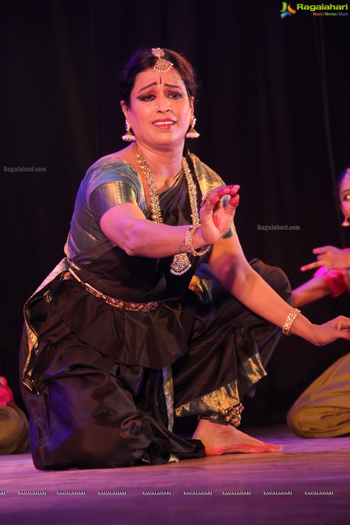 Gandhari: Dance Ballet By Rajeswari Sainath at Ravindra Bharathi, Hyderabad