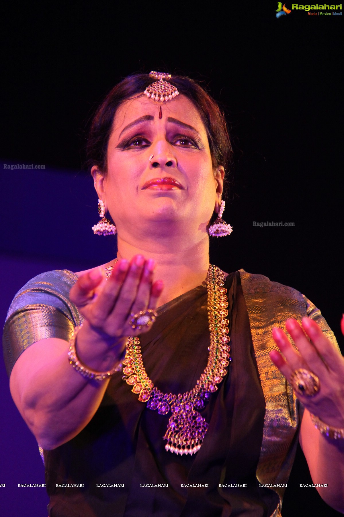 Gandhari: Dance Ballet By Rajeswari Sainath at Ravindra Bharathi, Hyderabad