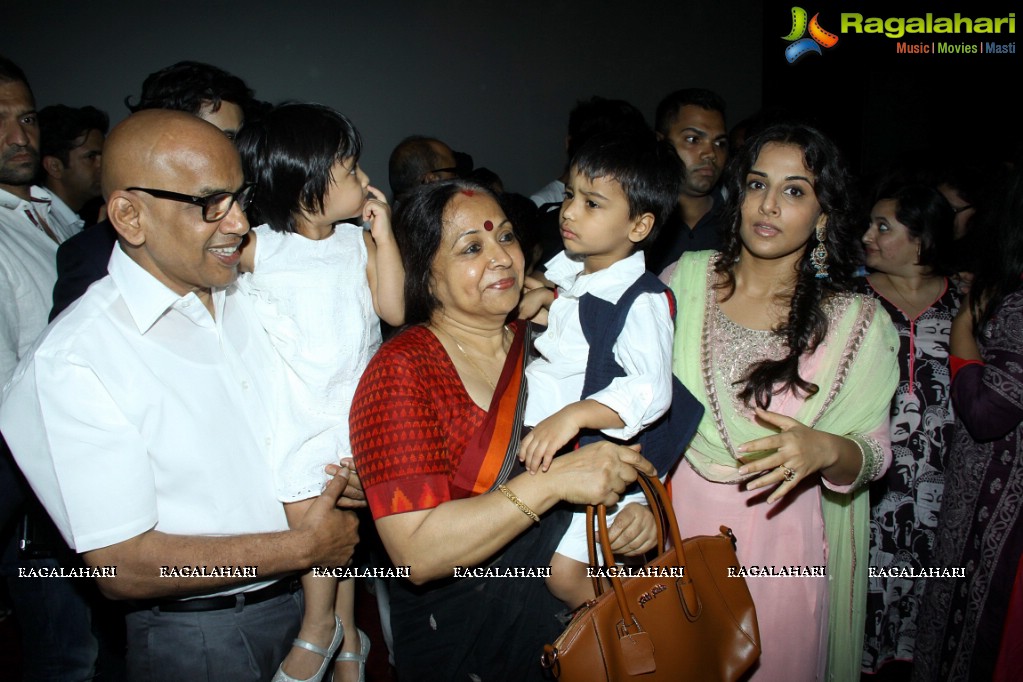 Vidya Balan launches Bobby Jasoos Trailer