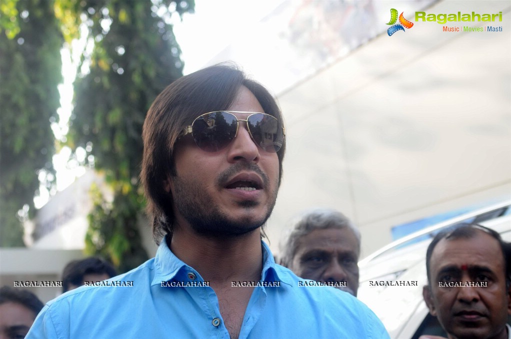 Vivek Oberoi at Bombay News Photographers Association (BNPA), Mumbai