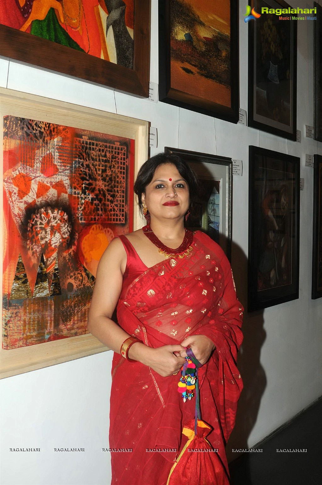 Bolly Celebs at Art Exhibition ‘Colours of Life’