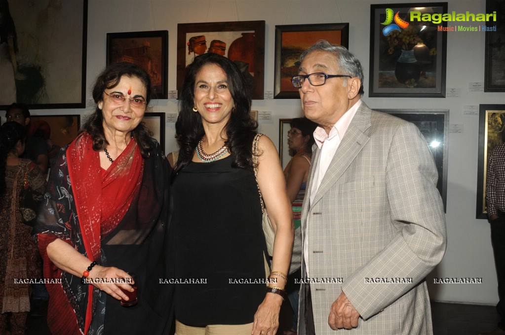 Bolly Celebs at Art Exhibition ‘Colours of Life’