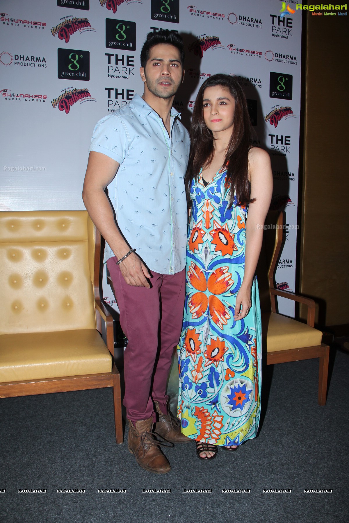 Humpty Sharma Ki Dulhania Press Conference, Hyderabad