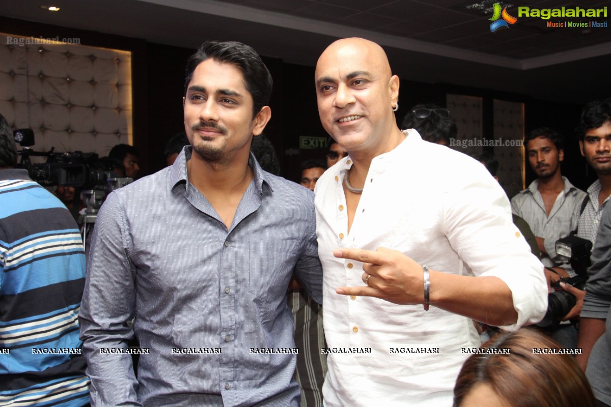 Siddharth-Charmme launches 'Hyderabad Paws' Magazine