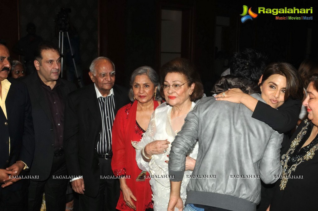 Kapoor Family at the Music Launch Of Lekar Hum Deewana