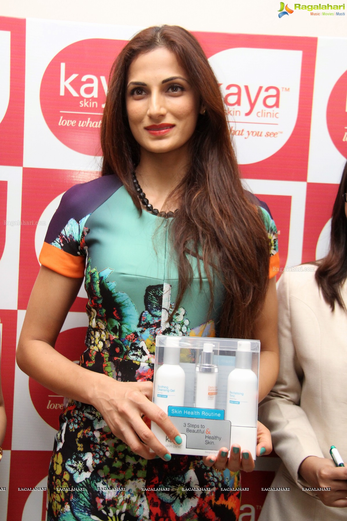Shilpa Reddy launches Kaya Skin Clinic in Hyderabad