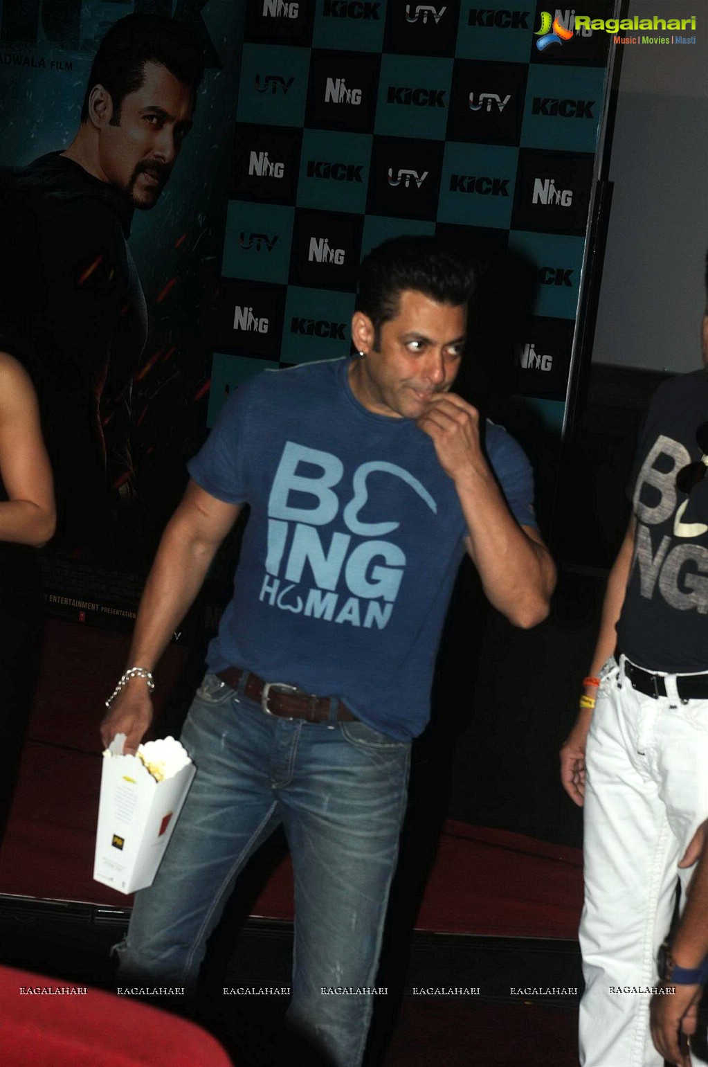 Salman Khan & Jacqueline Fernandez at Kick Song Jumme Ki Raat Launch