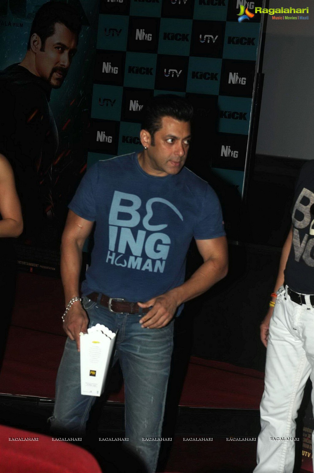 Salman Khan & Jacqueline Fernandez at Kick Song Jumme Ki Raat Launch