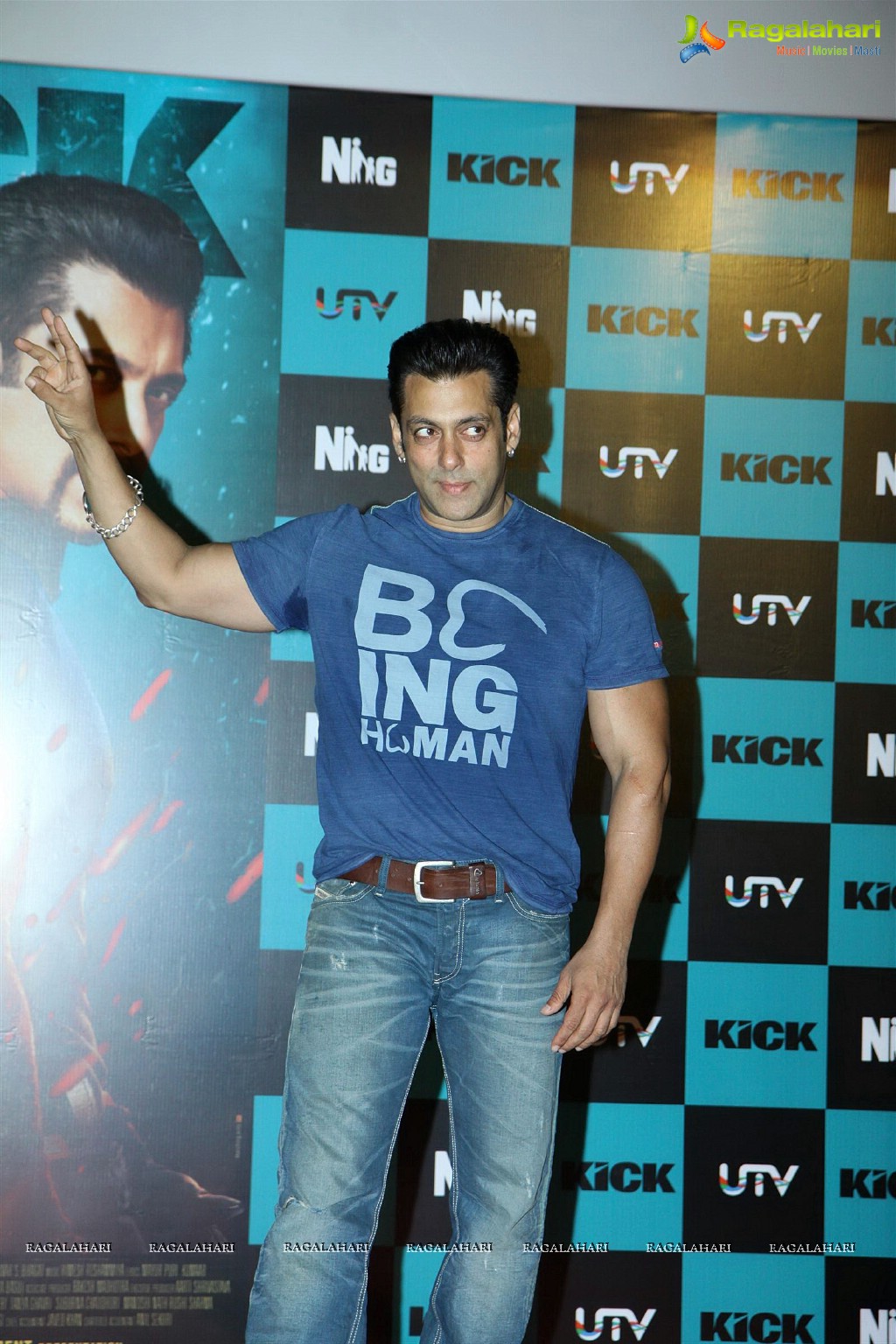 Salman Khan & Jacqueline Fernandez at Kick Song Jumme Ki Raat Launch