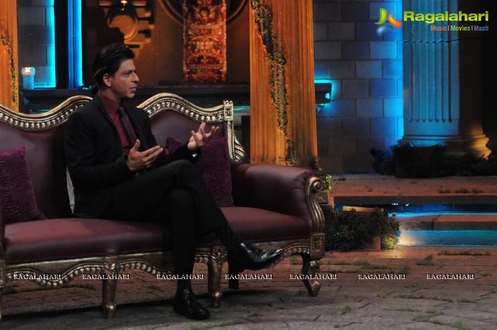 Shah Rukh Khan shoots for Anupam Kher's Chat Show Kuch Bhi Ho Sakta Hai