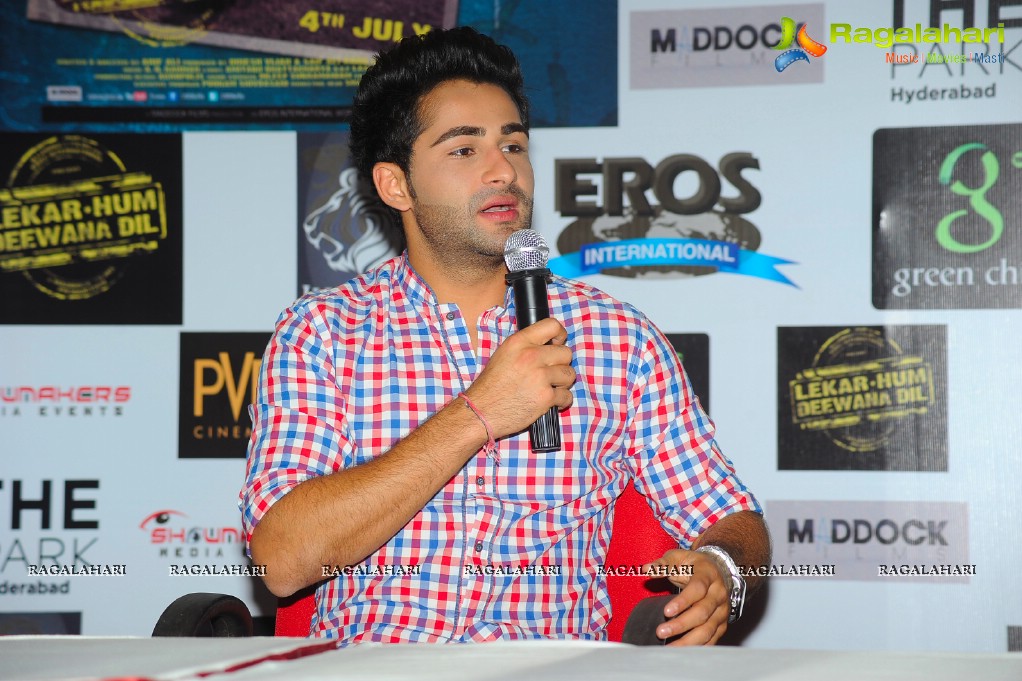 Lekar Hum Deewana Dil Press Meet, Hyderabad