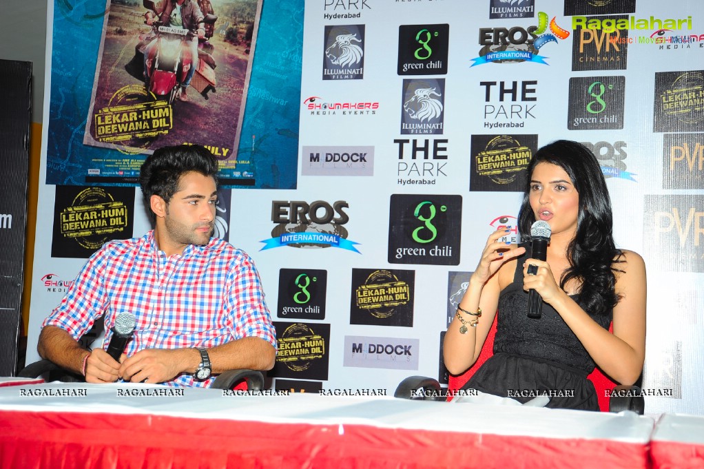 Lekar Hum Deewana Dil Press Meet, Hyderabad