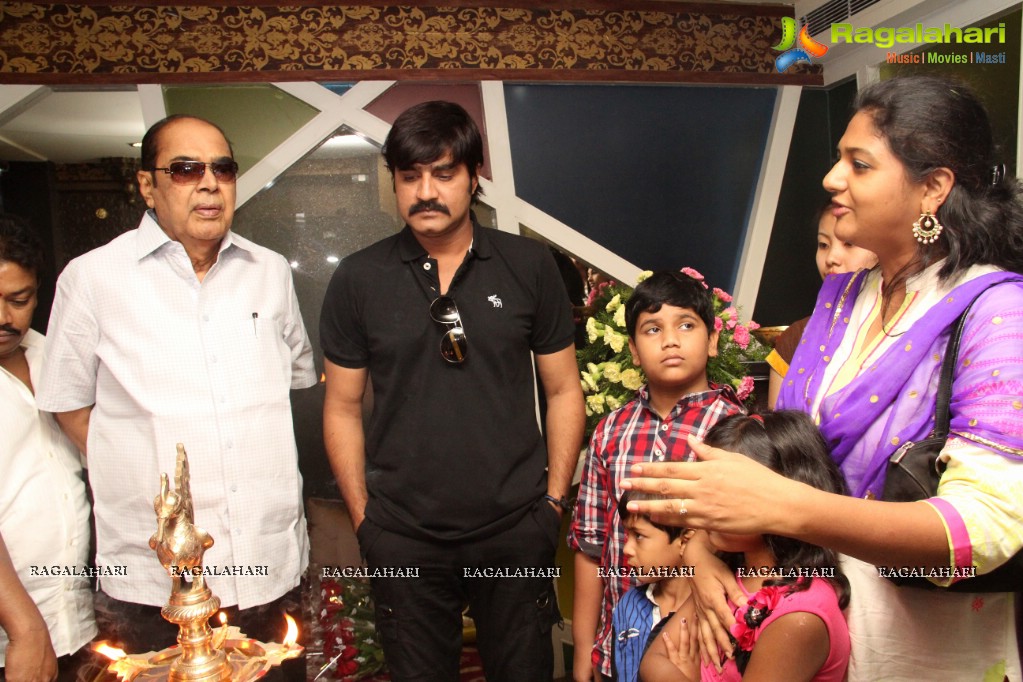 Srikanth, Ramanaidu launches Nalabhimas Restaurant, Hyderabad