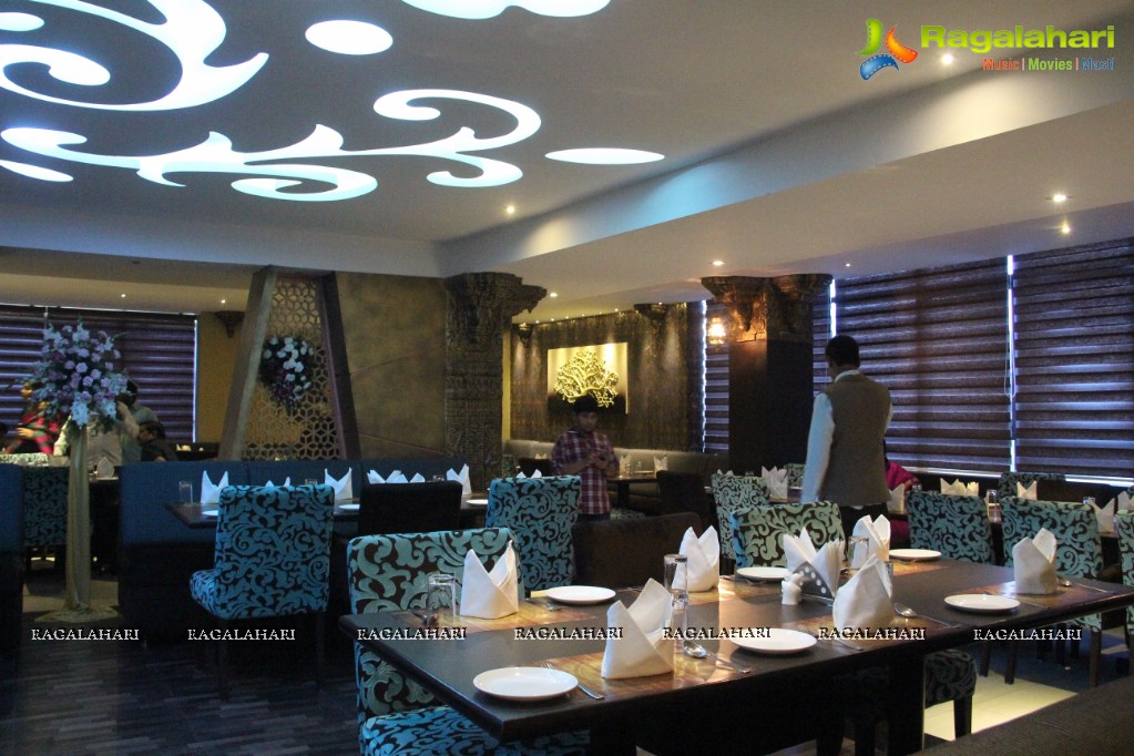 Srikanth, Ramanaidu launches Nalabhimas Restaurant, Hyderabad