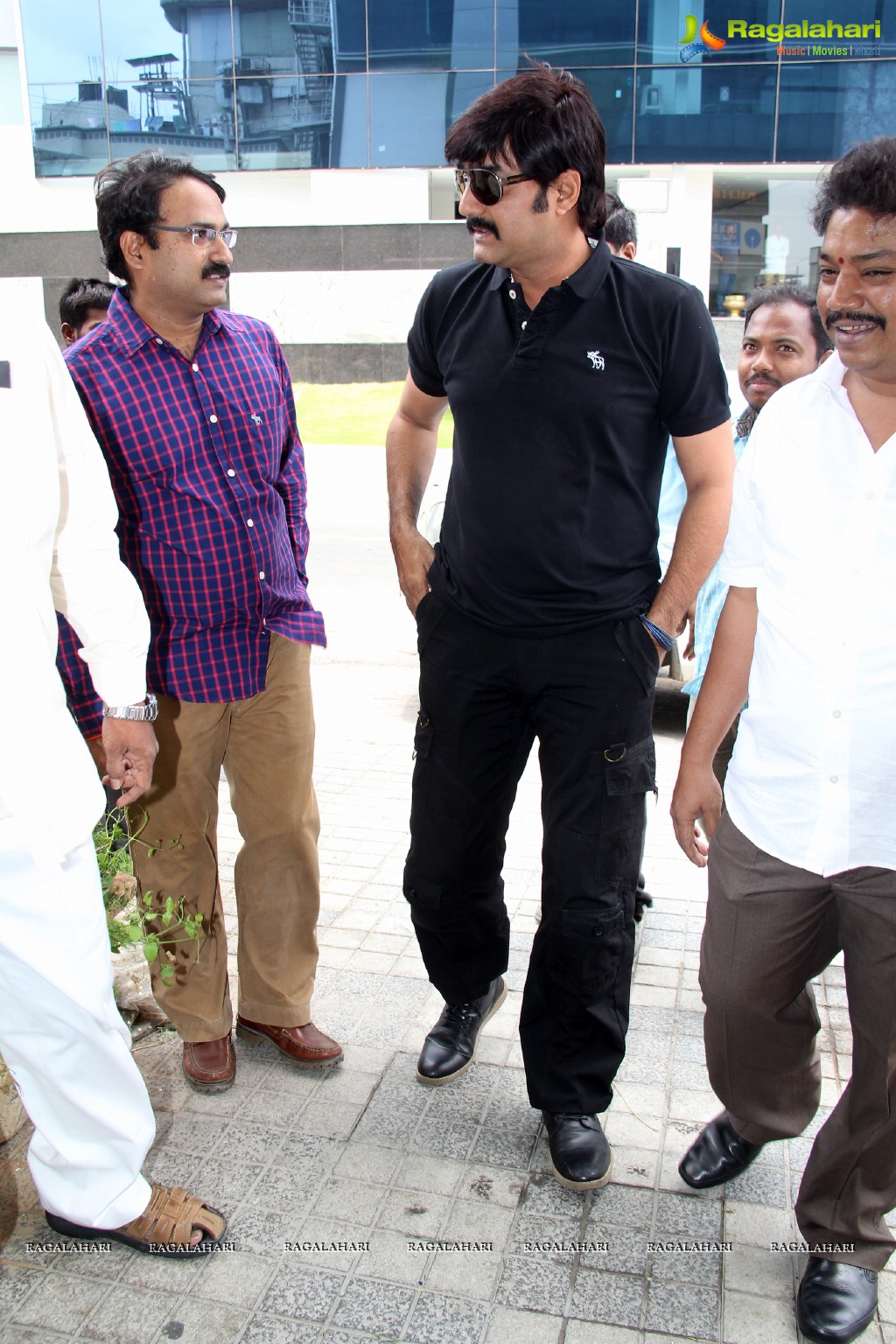 Srikanth, Ramanaidu launches Nalabhimas Restaurant, Hyderabad