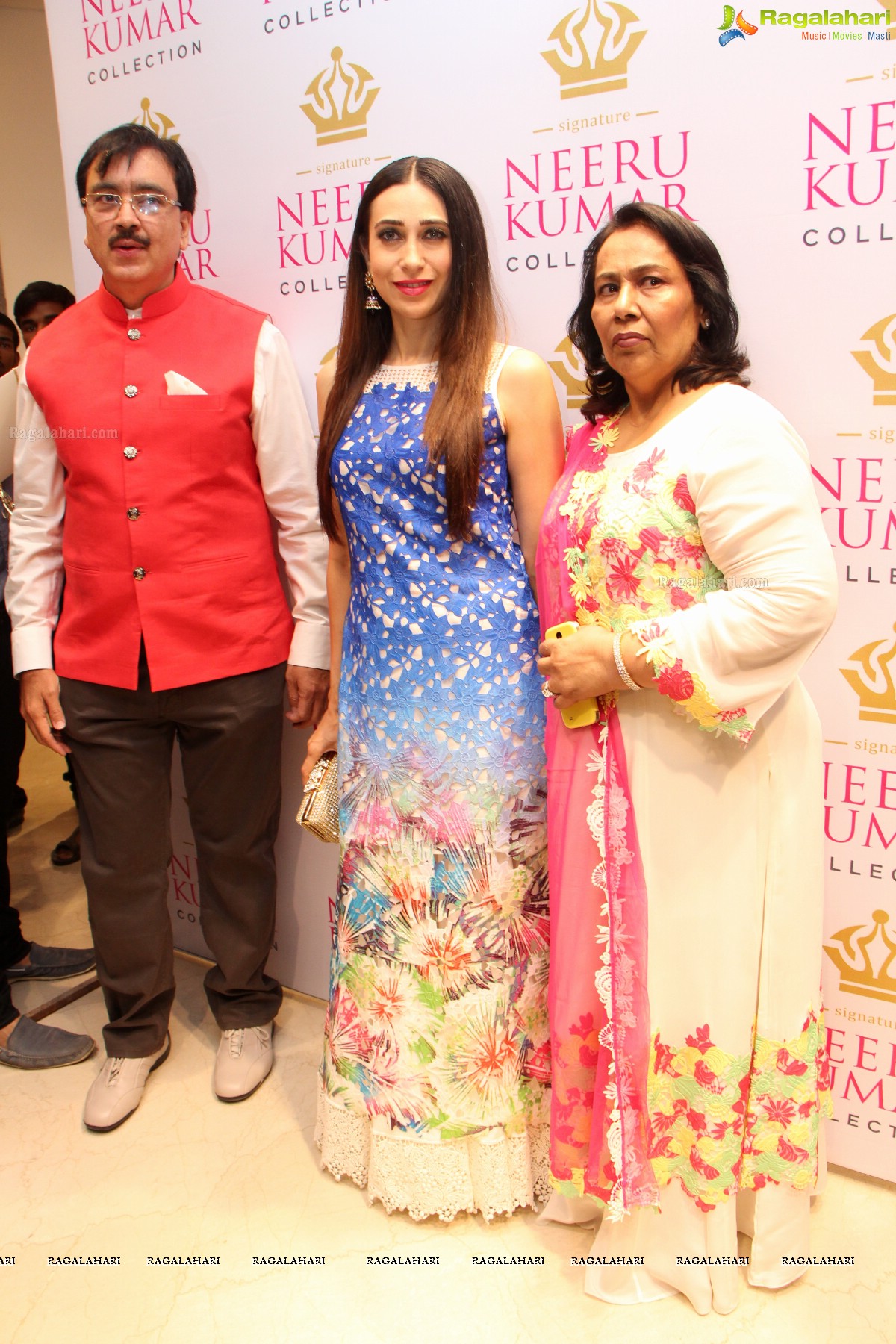 Neeru Kumar Collection Launch by Karisma Kapoor at Neeru's Emporio