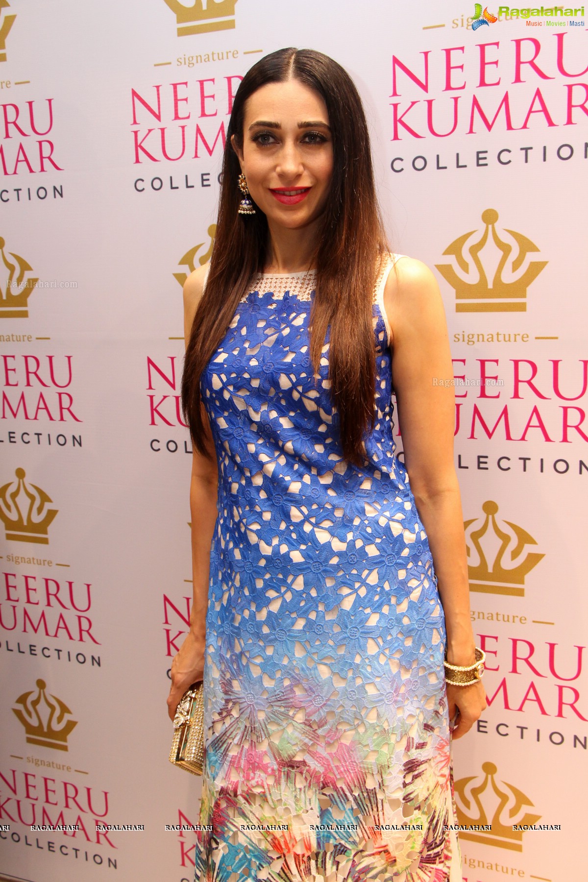 Neeru Kumar Collection Launch by Karisma Kapoor at Neeru's Emporio