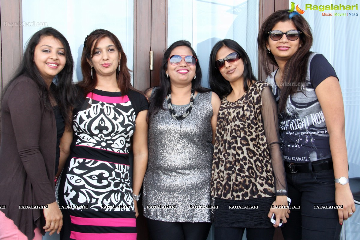 Stylish Divas Party Time at Lost Society, Hyderabad