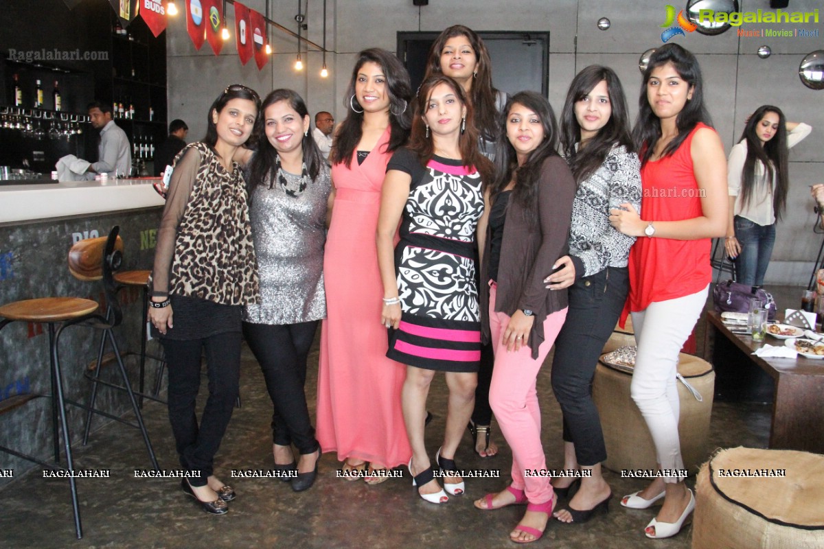 Stylish Divas Party Time at Lost Society, Hyderabad