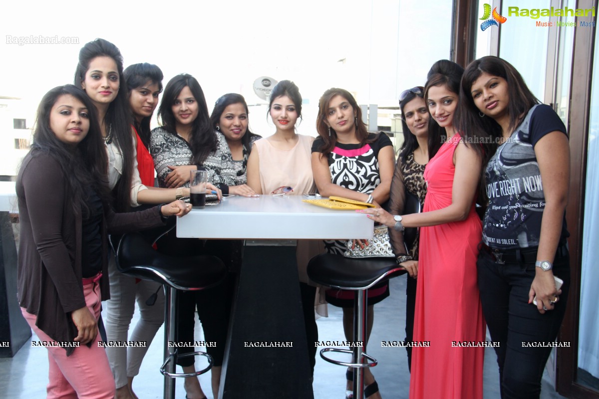 Stylish Divas Party Time at Lost Society, Hyderabad