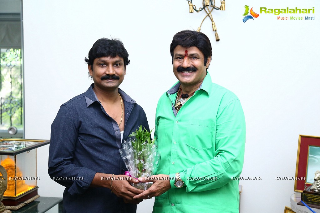 Nandamuri Balakrishna Birthday Celebrations at his Home