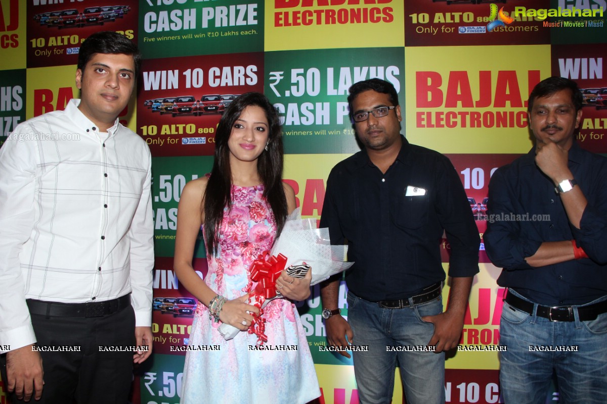 Archana and Richa Panai at Grand Bumper Draw by Bajaj Electronics