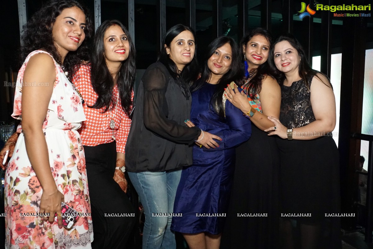 Creme De La Creme Kitty Party - Hosted by Ramesh-Maya Patel and Anand-Vibha Mehta at B and C