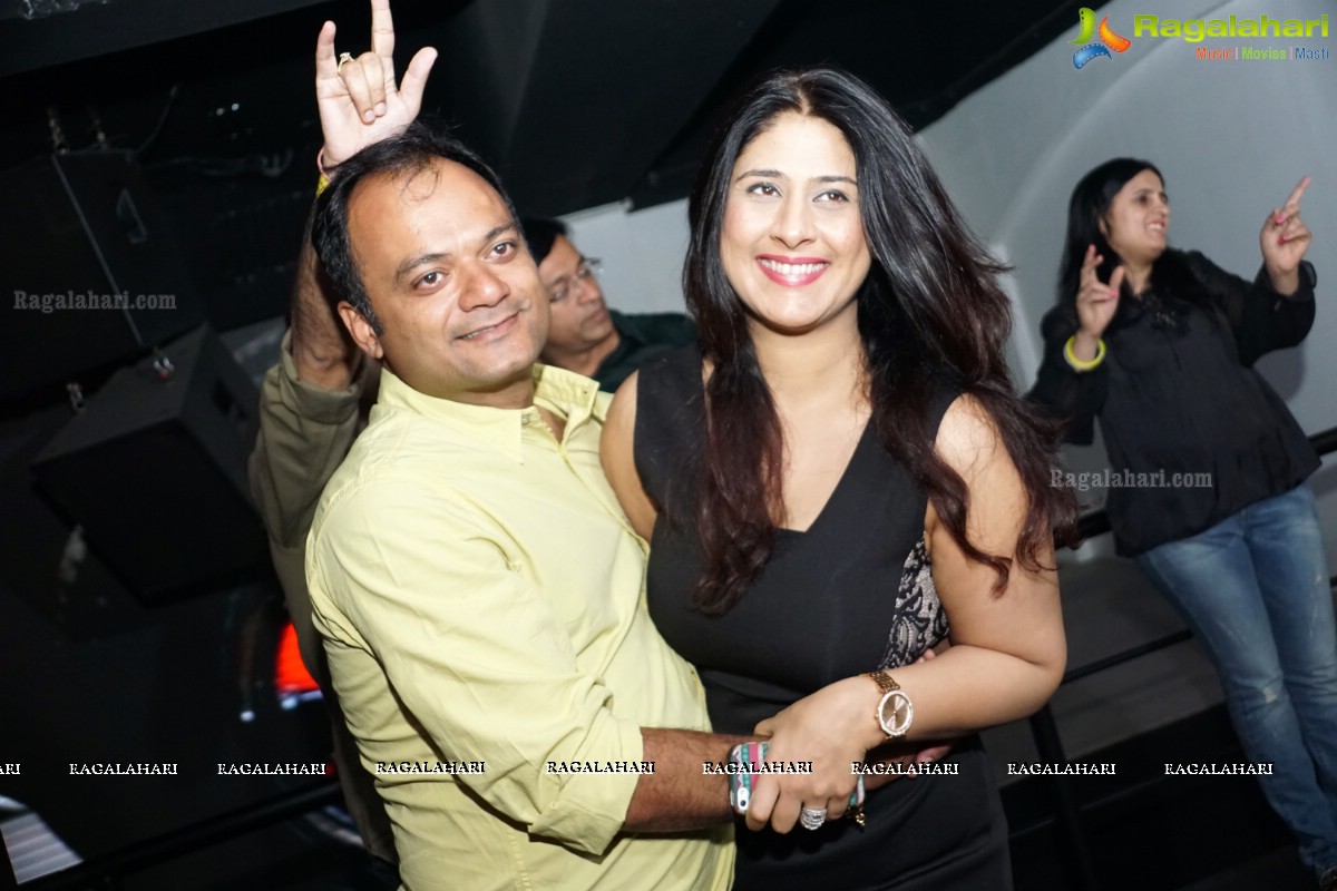 Creme De La Creme Kitty Party - Hosted by Ramesh-Maya Patel and Anand-Vibha Mehta at B and C