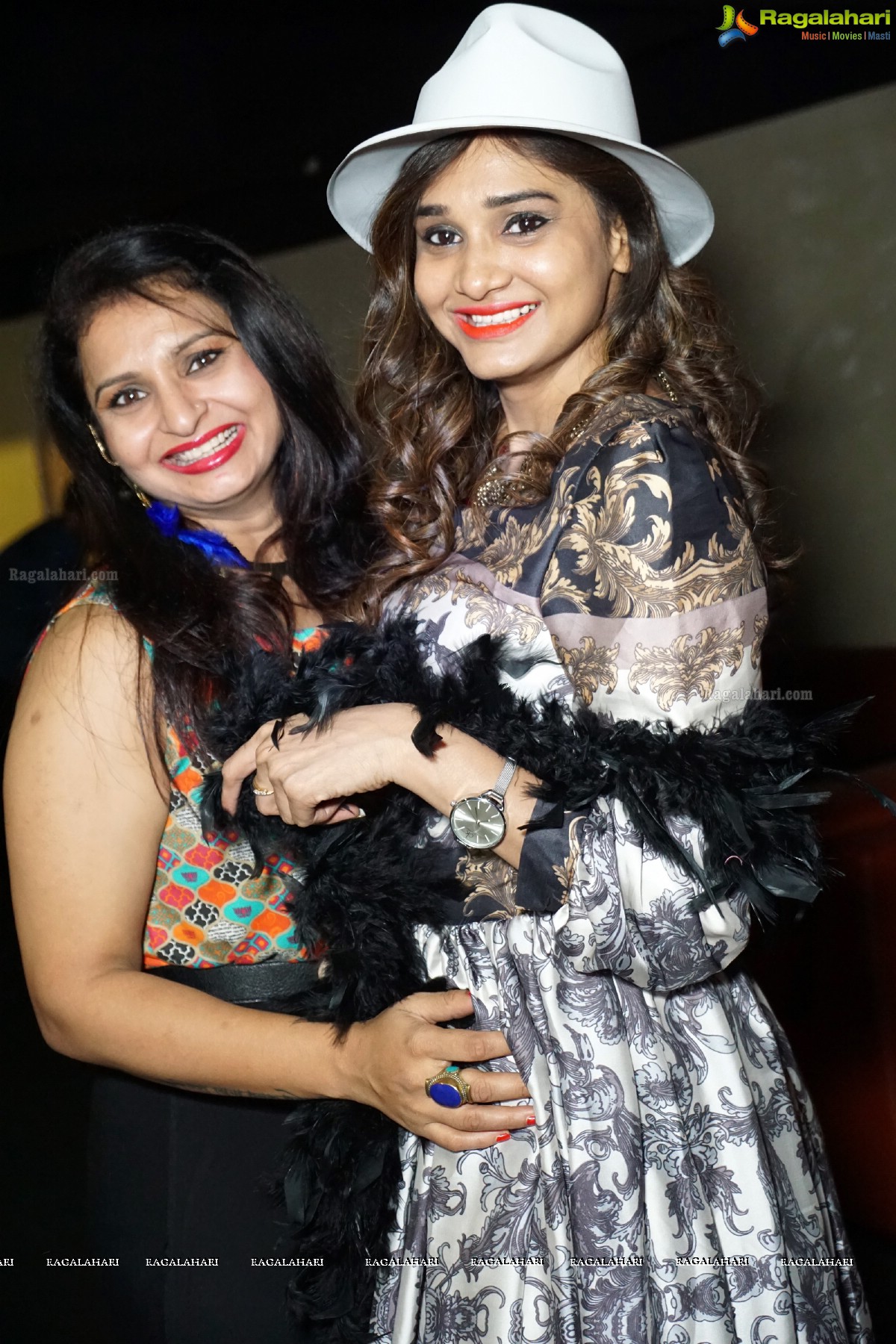 Creme De La Creme Kitty Party - Hosted by Ramesh-Maya Patel and Anand-Vibha Mehta at B and C