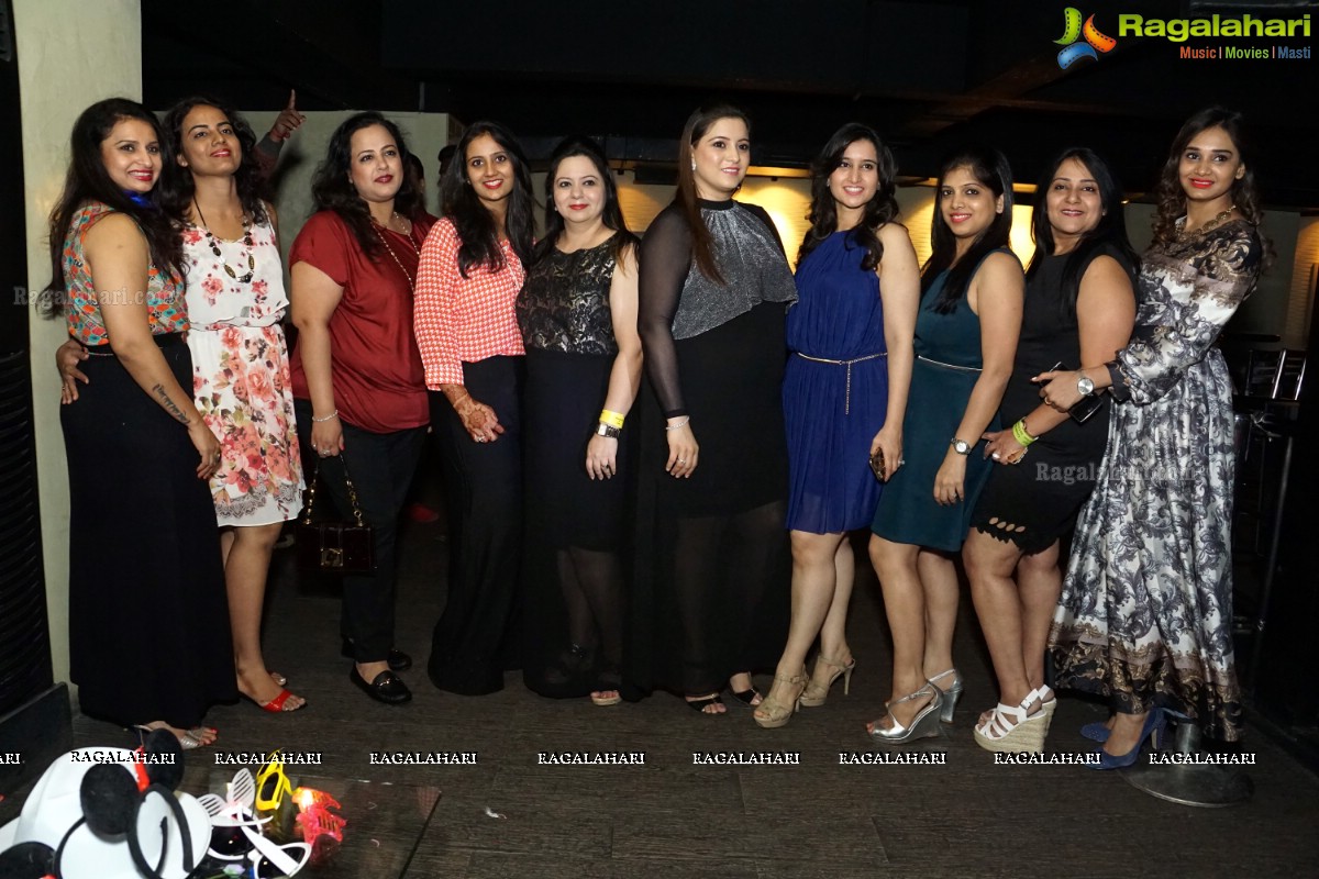 Creme De La Creme Kitty Party - Hosted by Ramesh-Maya Patel and Anand-Vibha Mehta at B and C