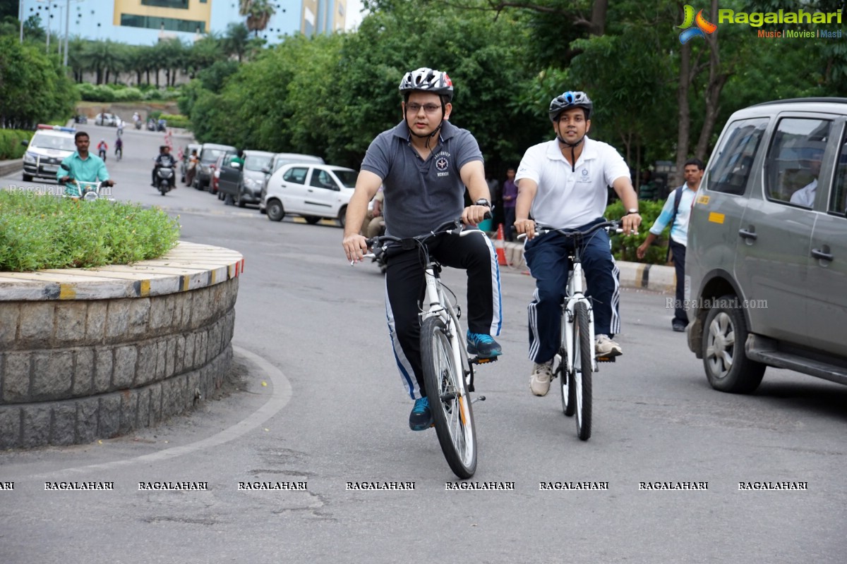 Cycling CEOs for Active Life-style