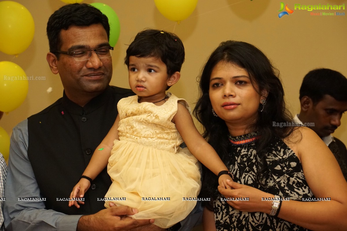 Pranav Badruka and Chitra Sameja Badruka's Daughter Deepta's 2nd Birthday Celebrations