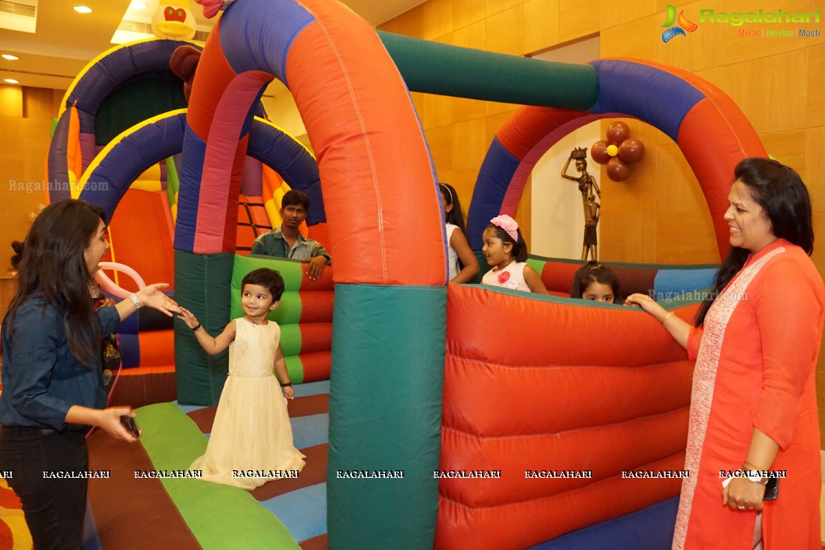 Pranav Badruka and Chitra Sameja Badruka's Daughter Deepta's 2nd Birthday Celebrations