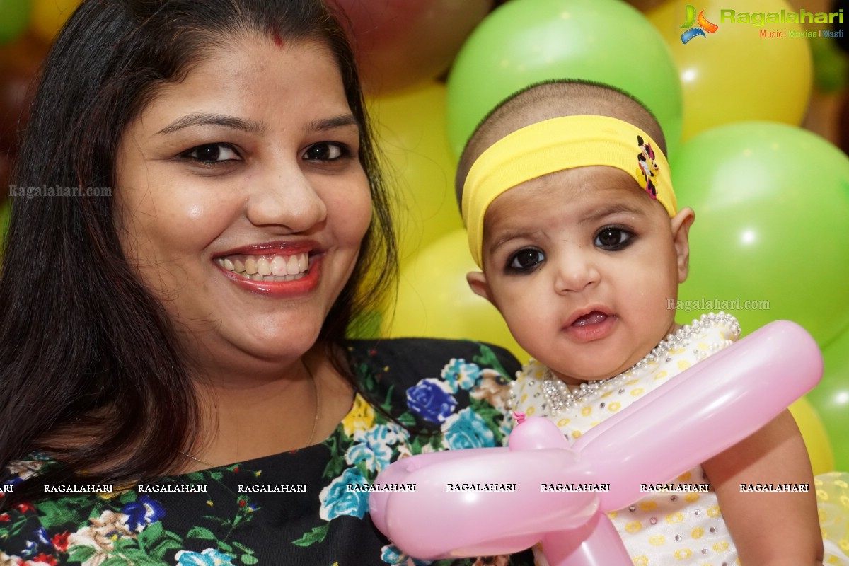 Pranav Badruka and Chitra Sameja Badruka's Daughter Deepta's 2nd Birthday Celebrations