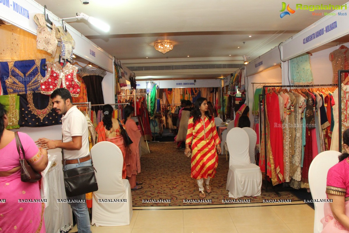 Payal Ghosh inaugurates Desire Designer Exhibition in Hyderabad
