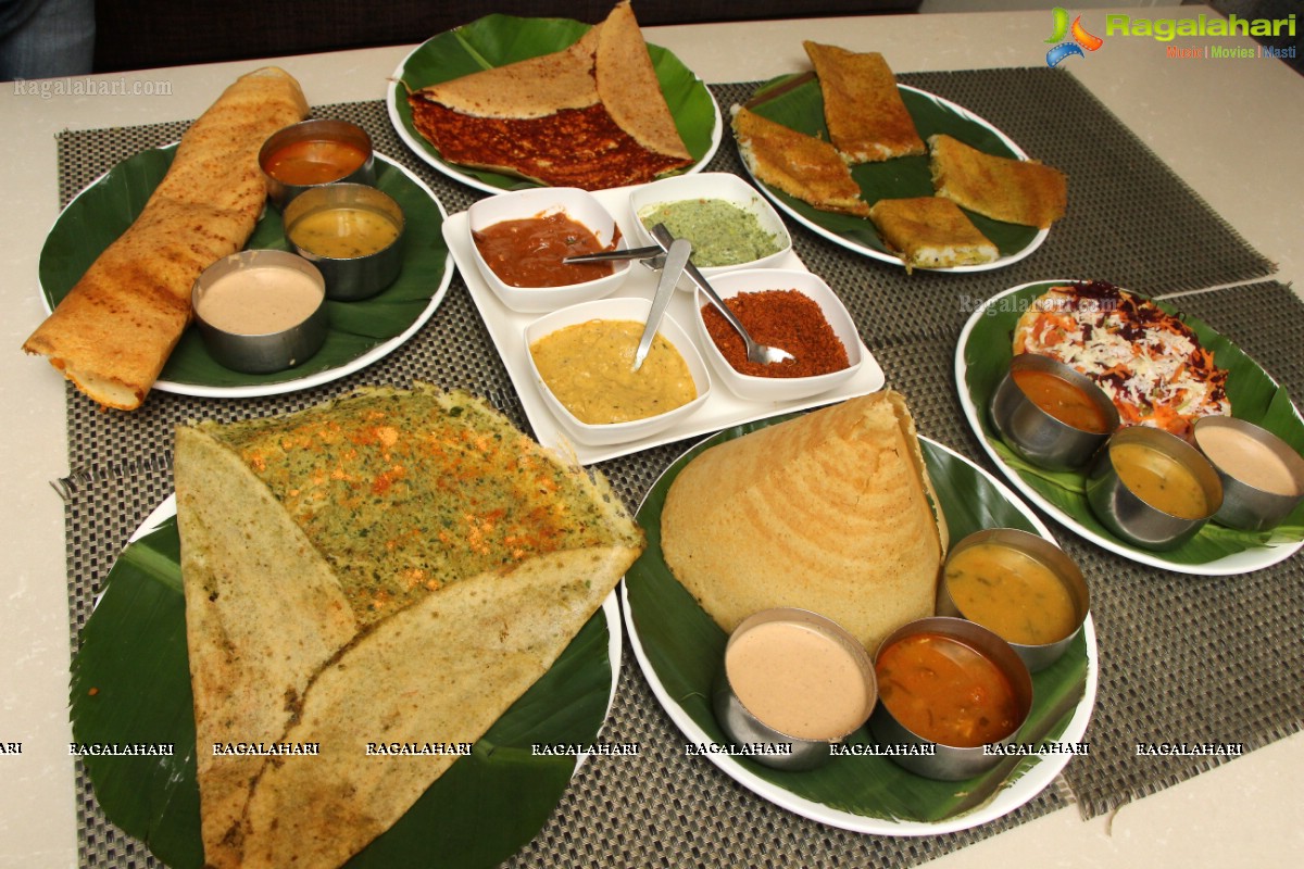 Sri Lekha Reddy launches Dosa Fest 2015 at Hotel Vaishnaoi