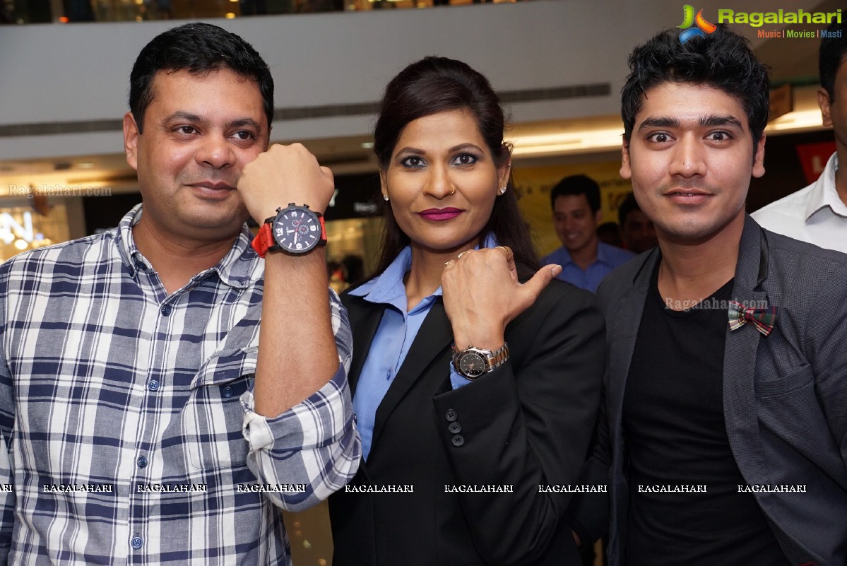 Fossil Outlet Launch in Hyderabad