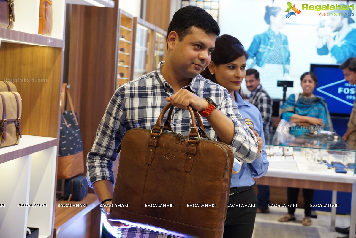 Fossil Outlet Launch in Hyderabad