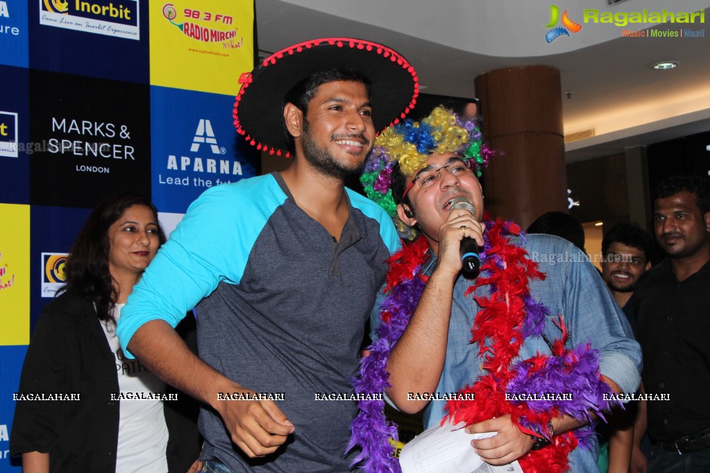 Inorbit Cyberabad attempts to break Guinness World Record of longest Selfie Relay