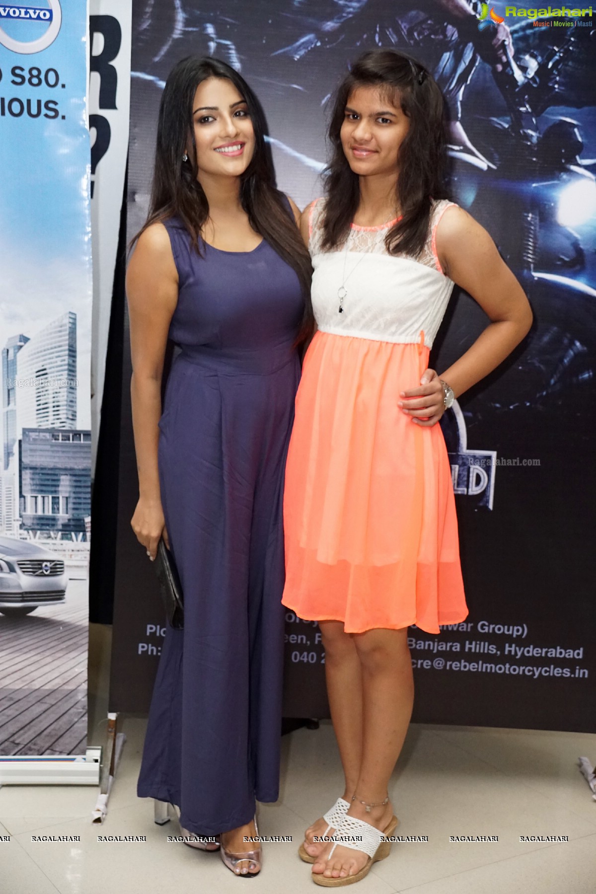 Hamari Adhuri Kahani Special Screening by Bisket Srikanth at Cinemax