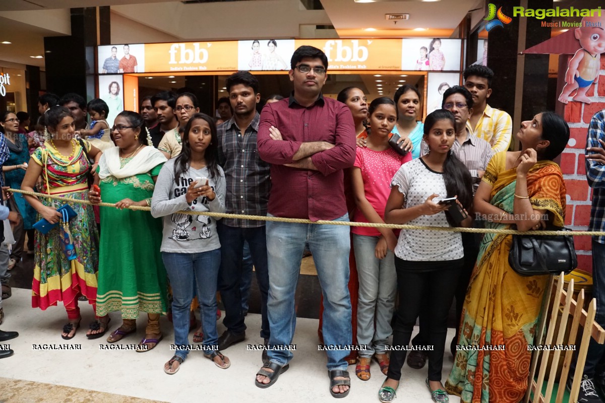 Kerintha Team at Manjeera Mall